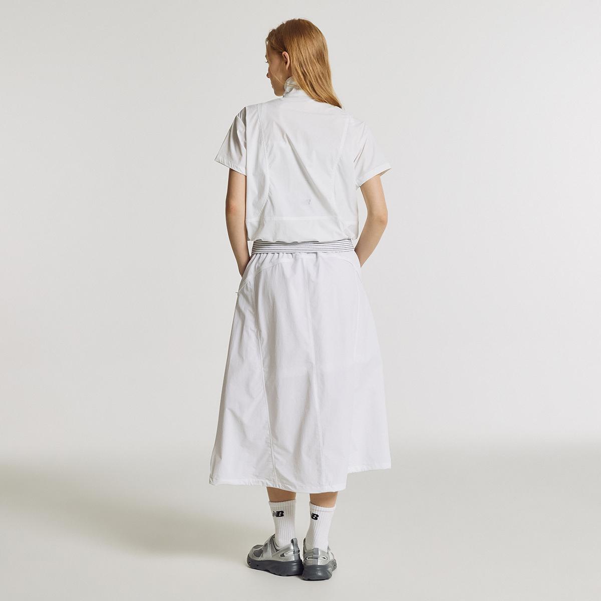 (10)White