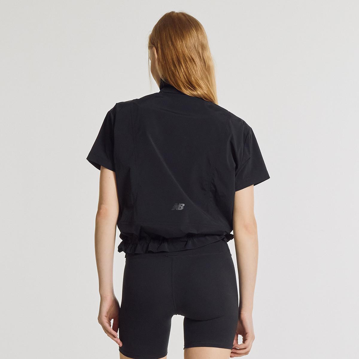 (19)Black