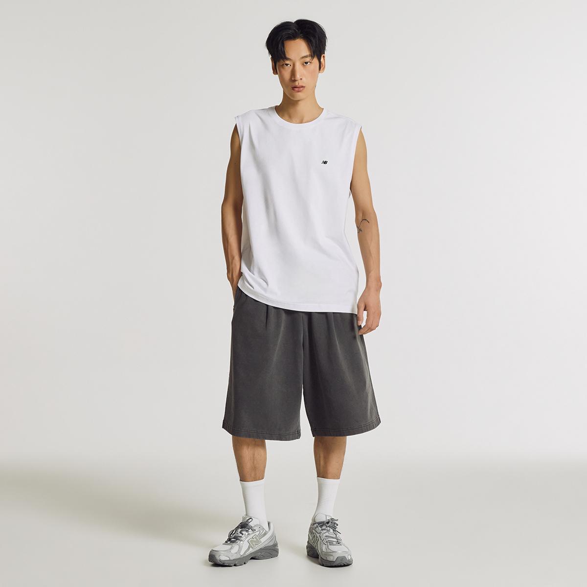 (10)White