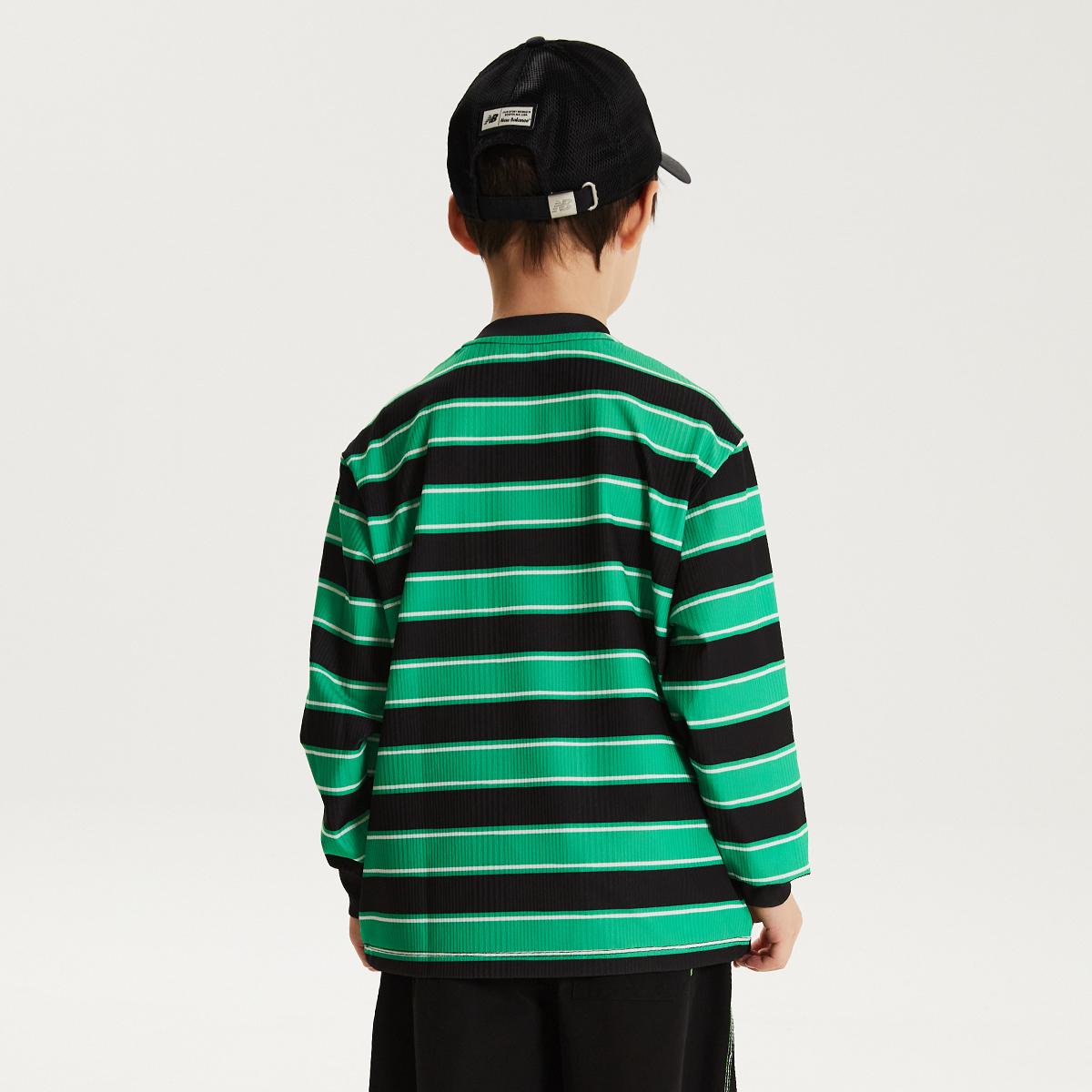 (40)Green