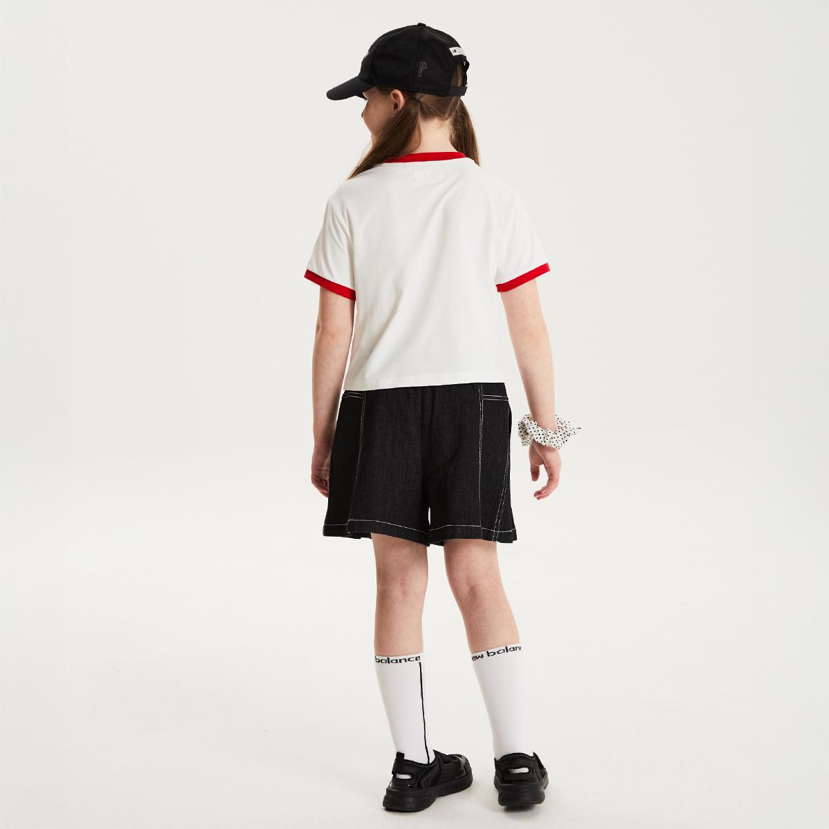 (39)Ivory