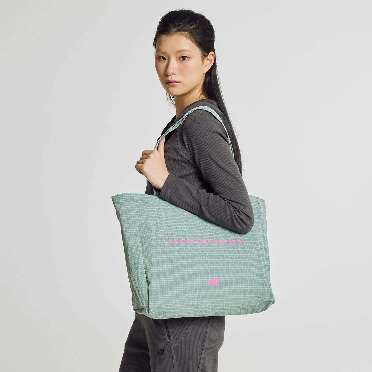 (84)Mint