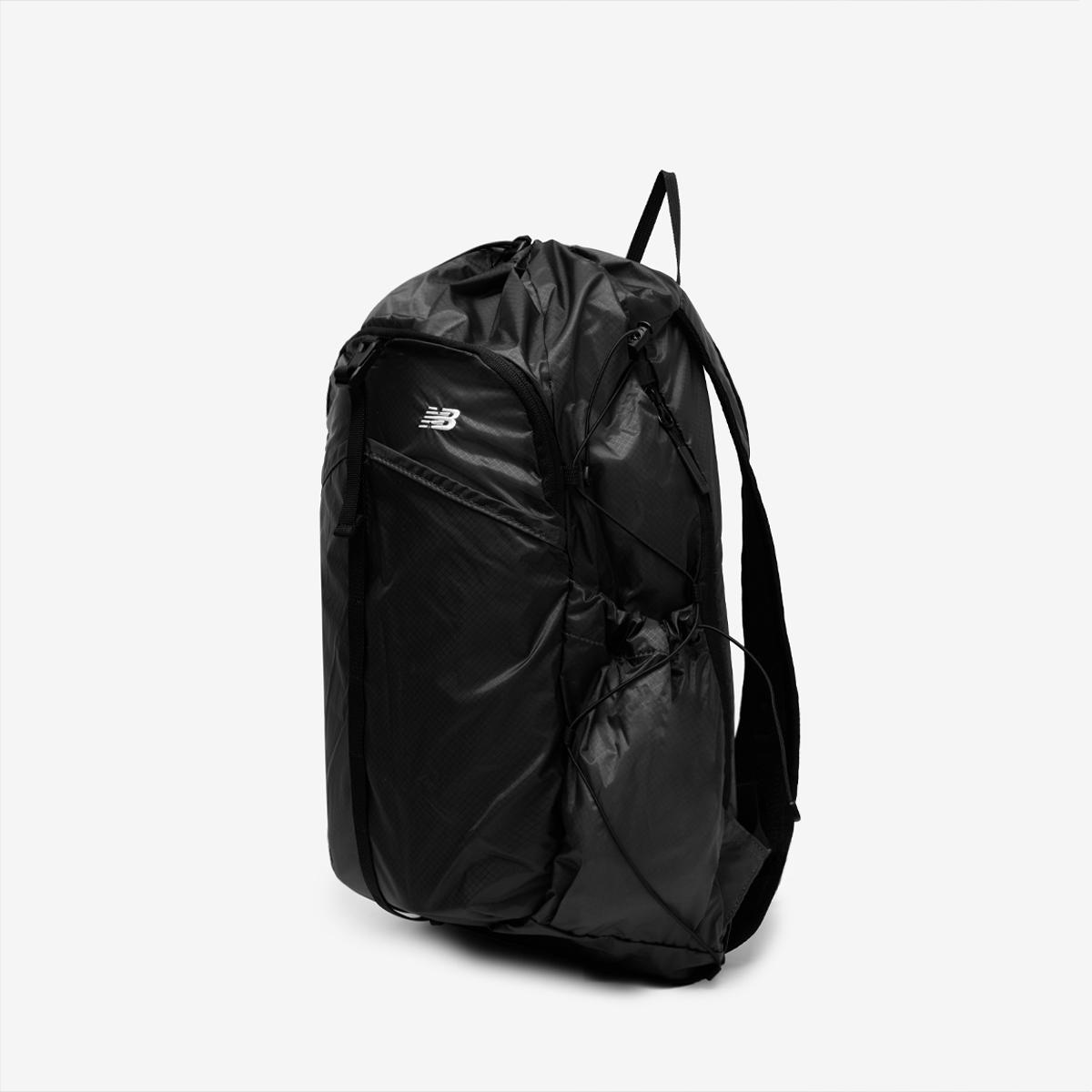 (19)Black