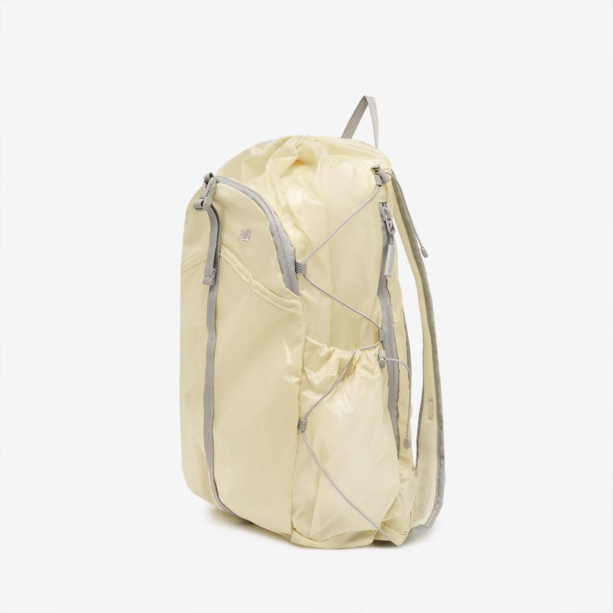 (64)Cream