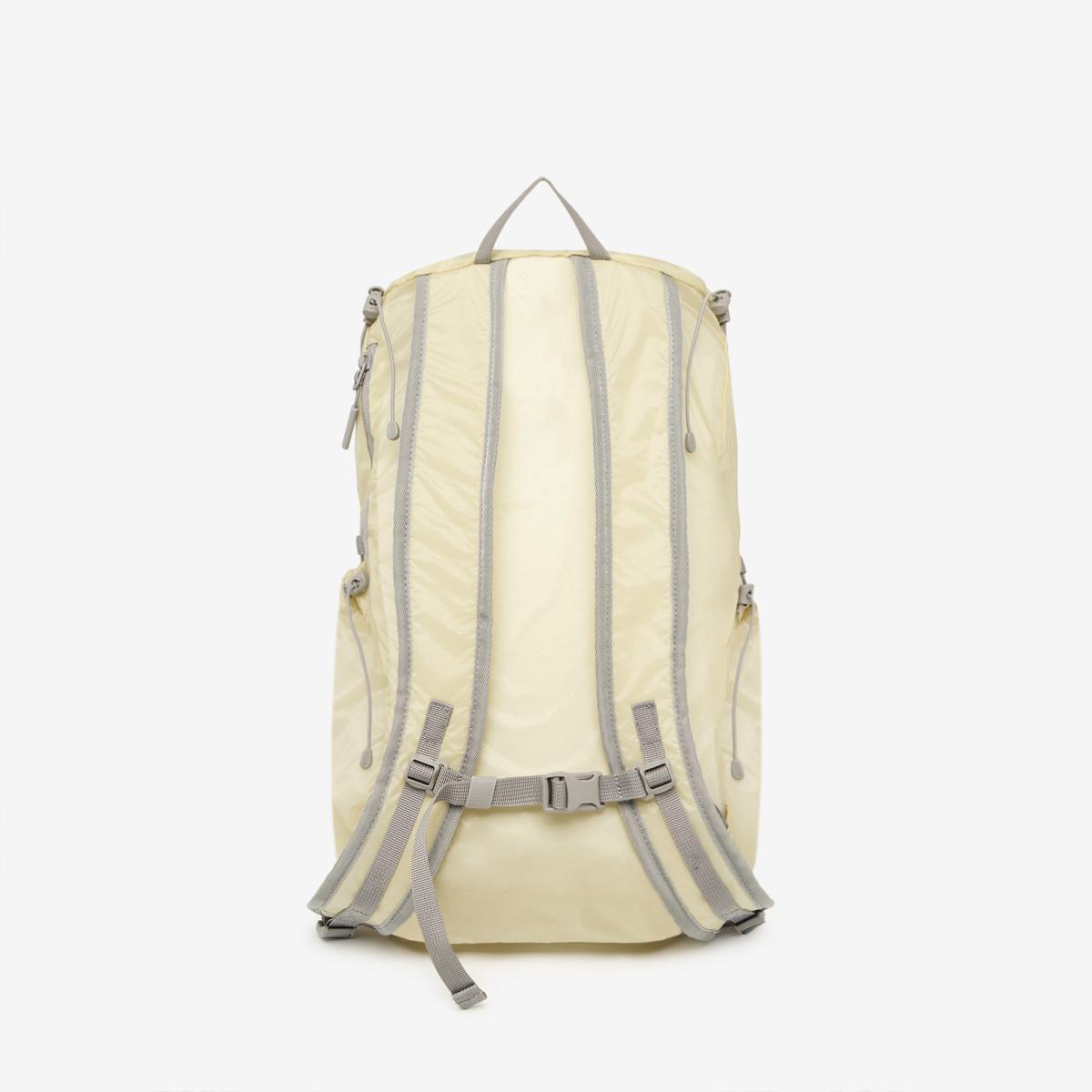 (64)Cream
