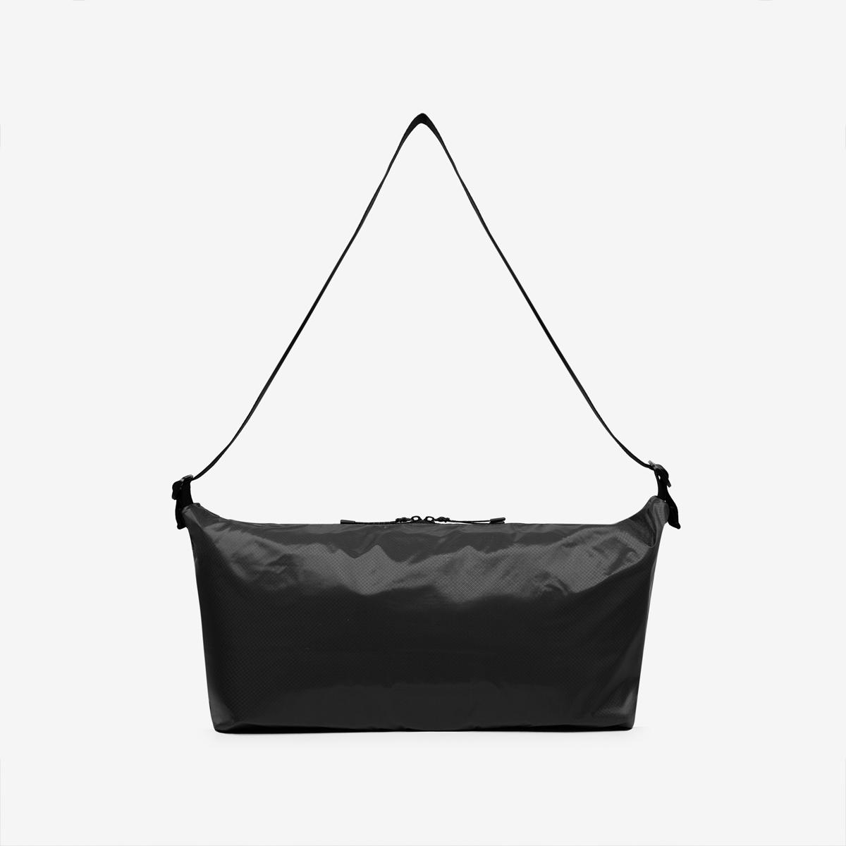 (19)Black