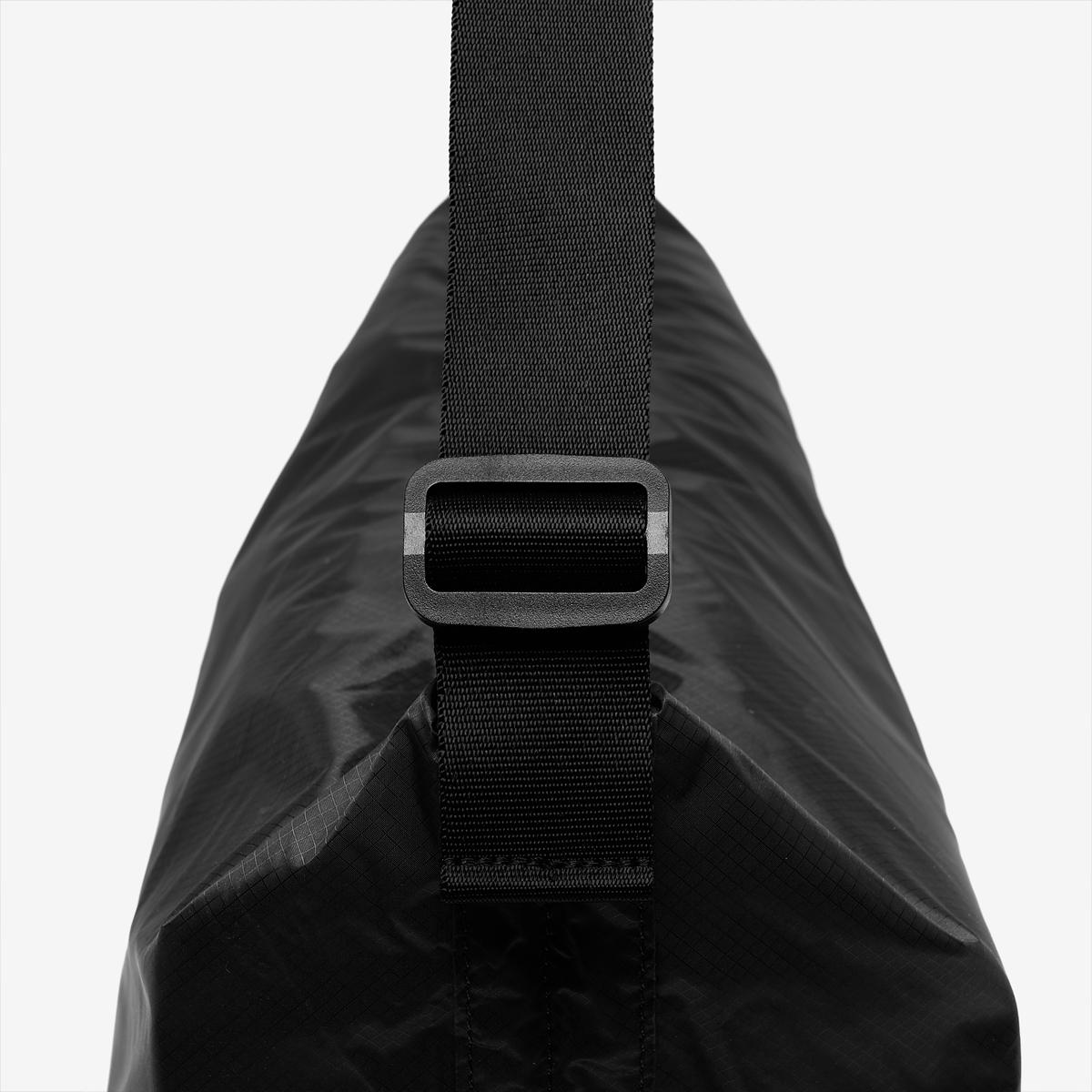 (19)Black