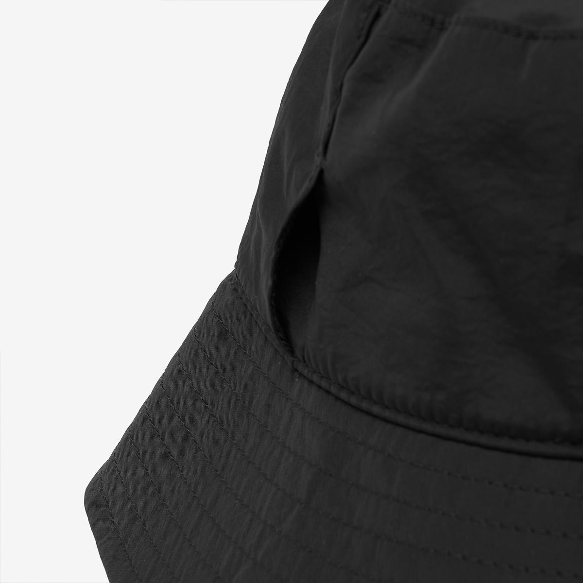 (19)Black