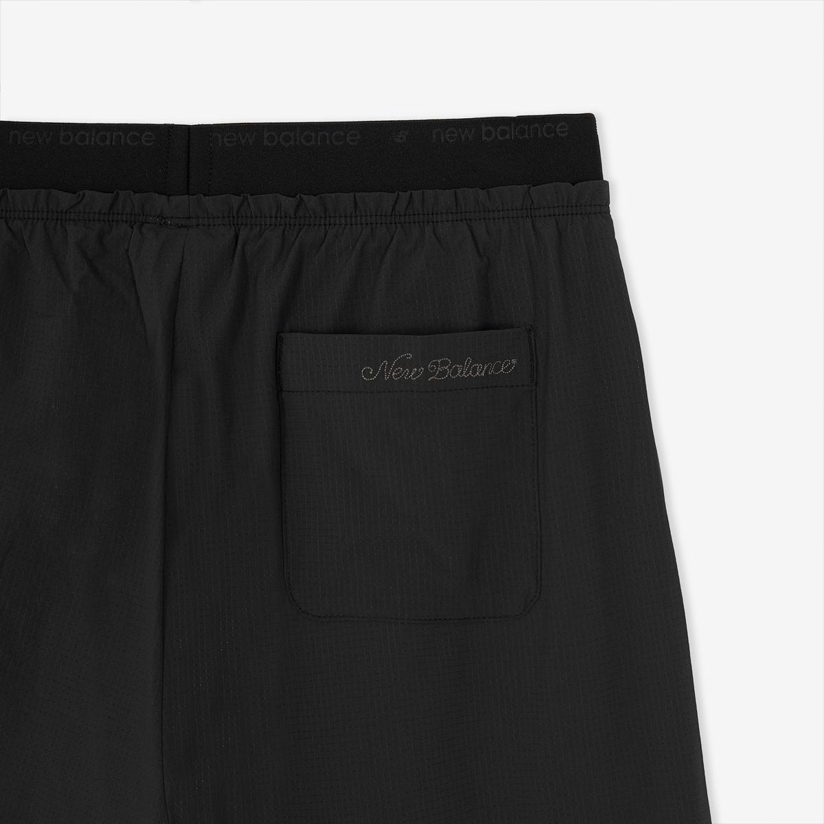 (19)Black
