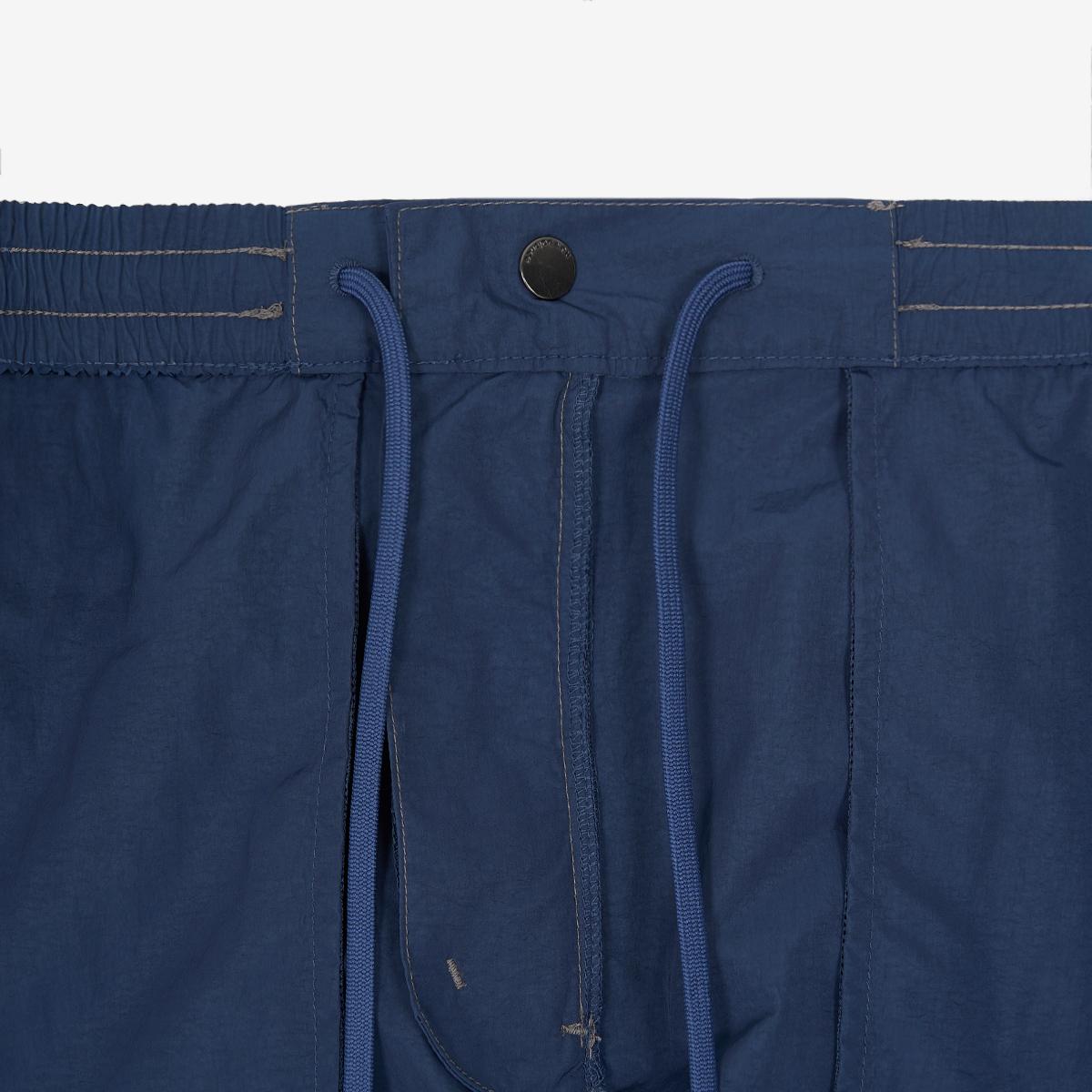 (50)Blue