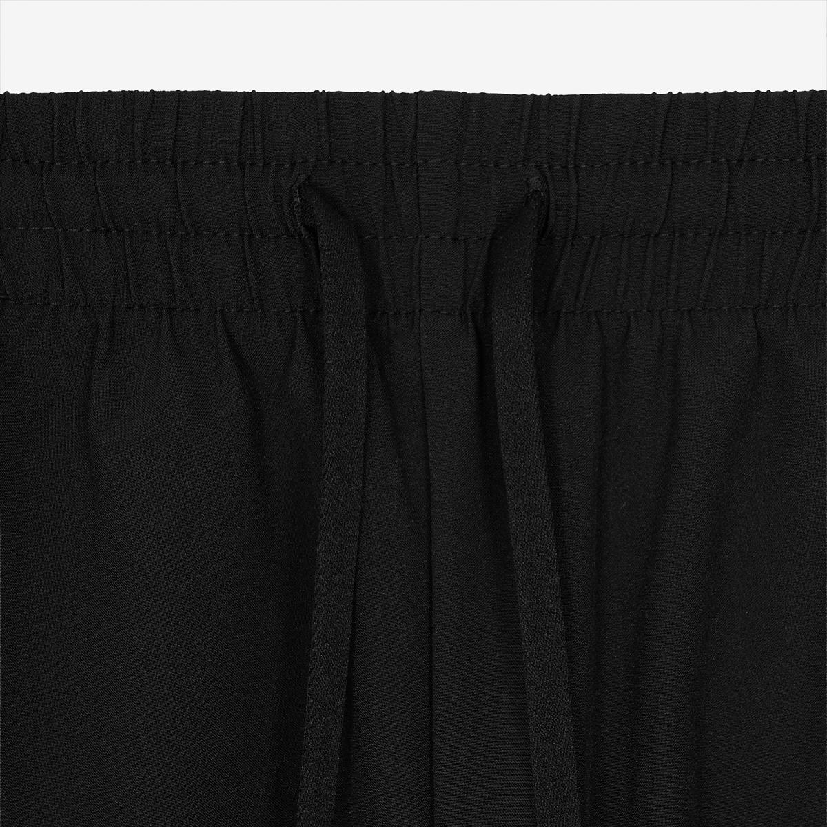 (19)Black