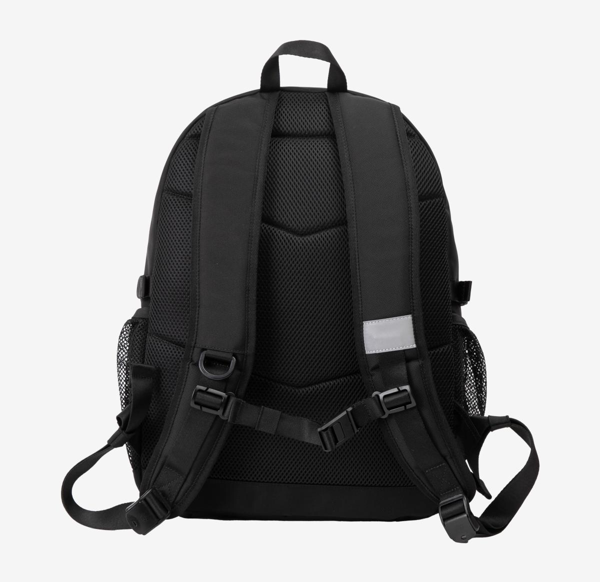 (19)Black