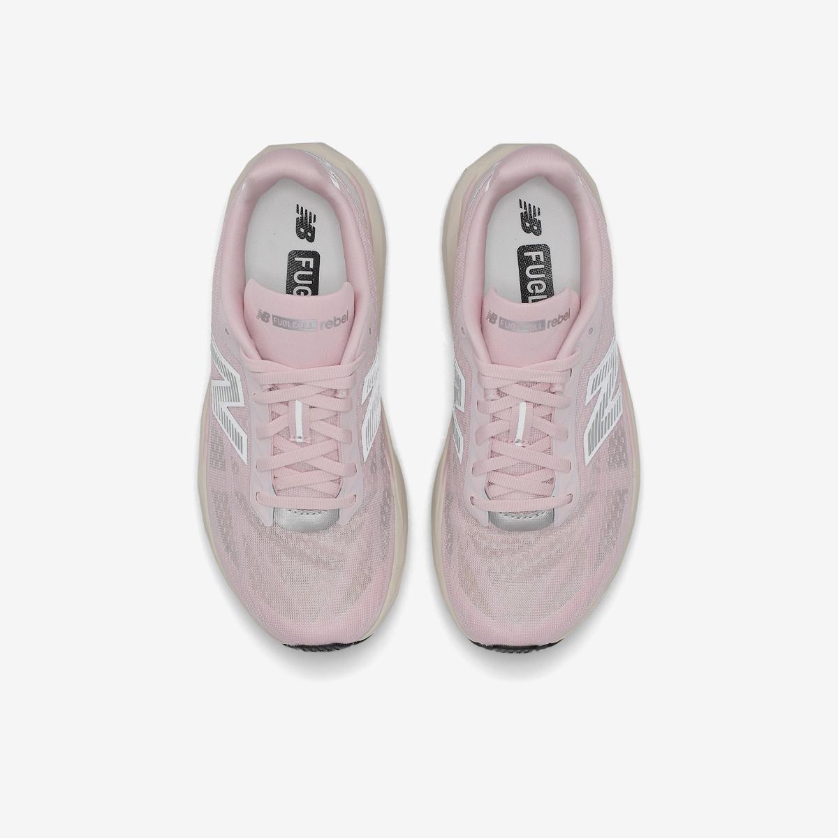 (26)Light Pink