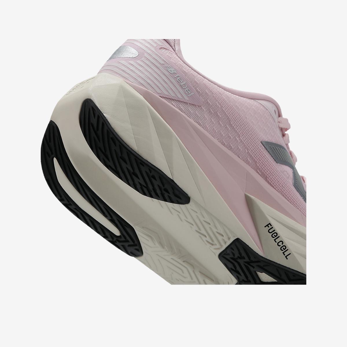 (26)Light Pink