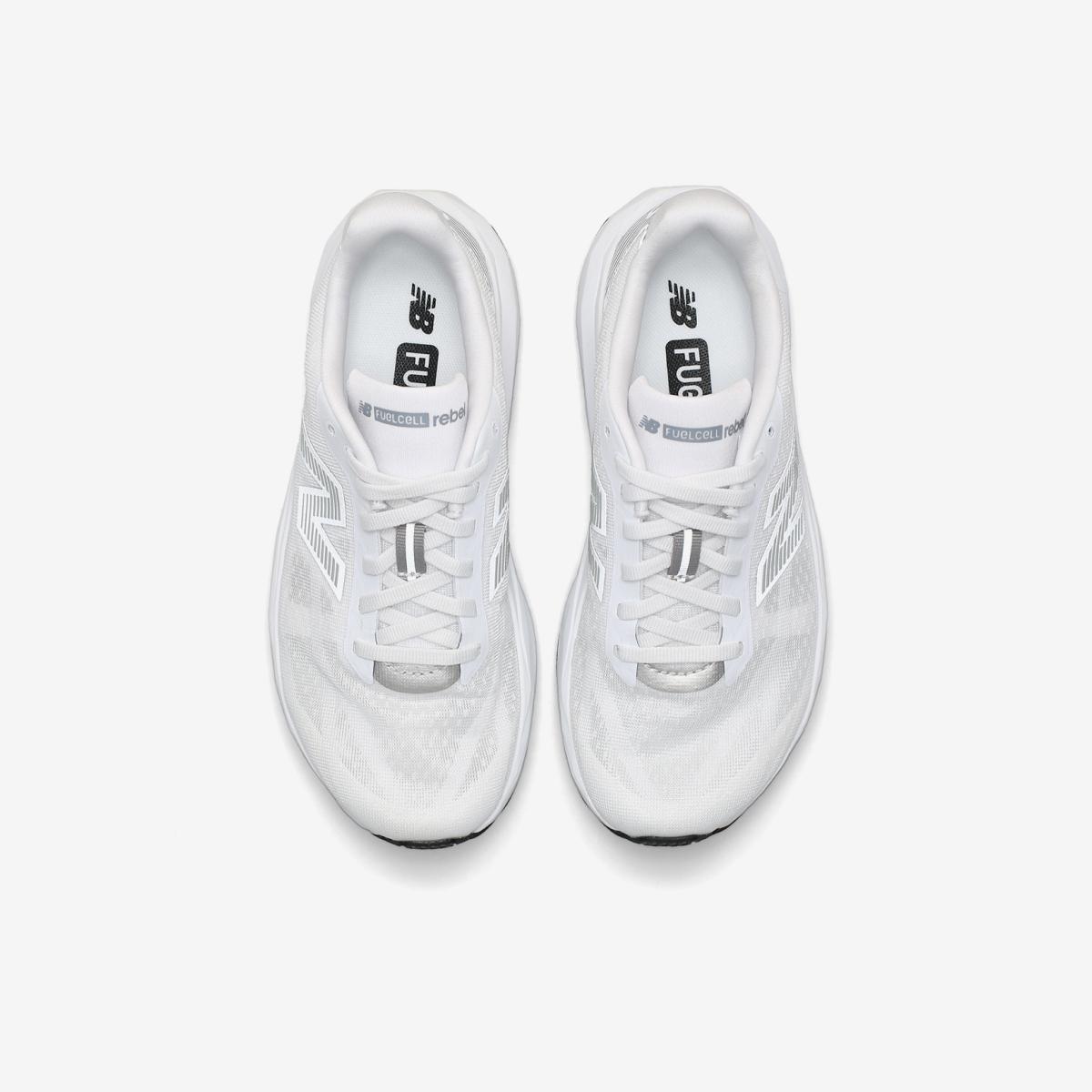 (10)White