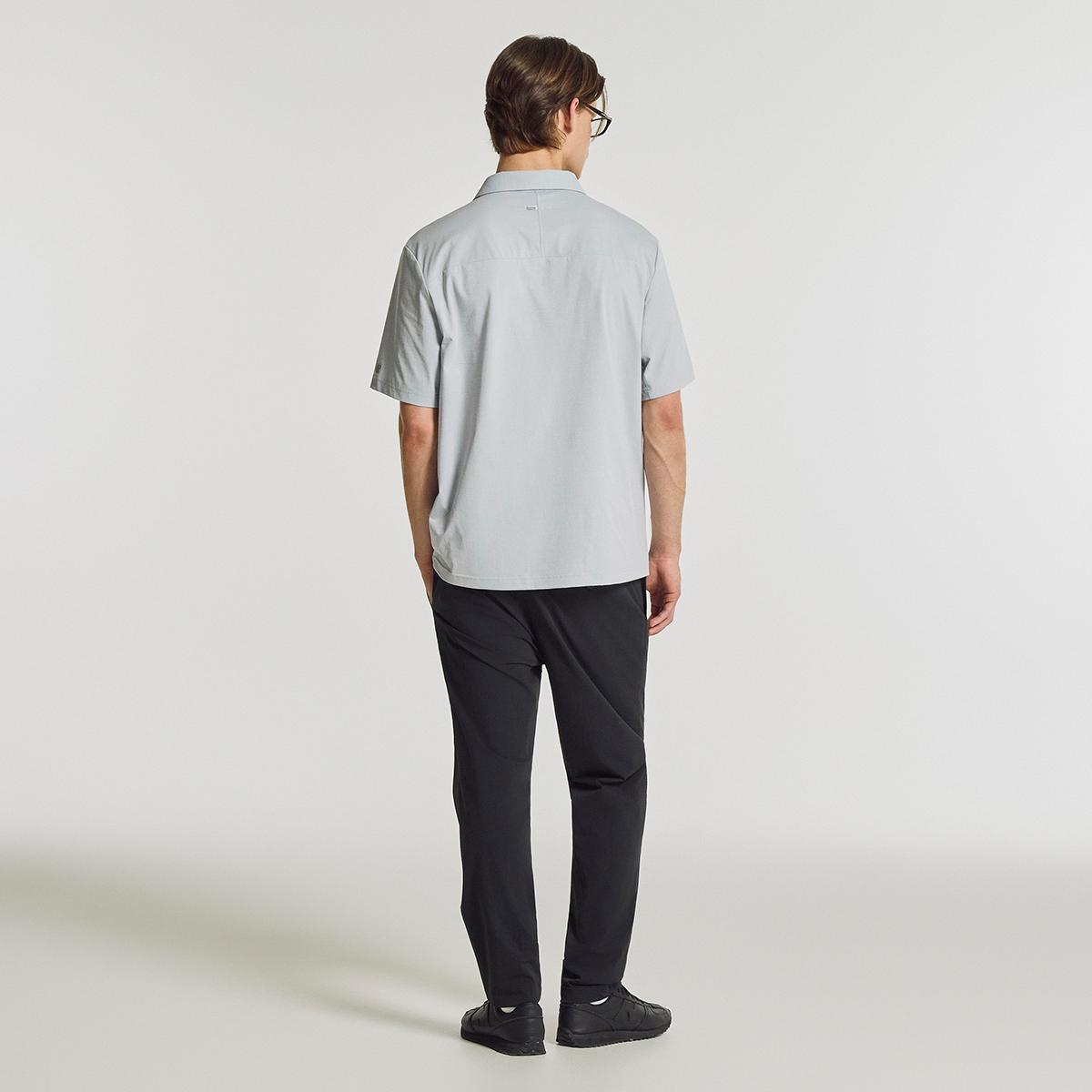 (19)Black