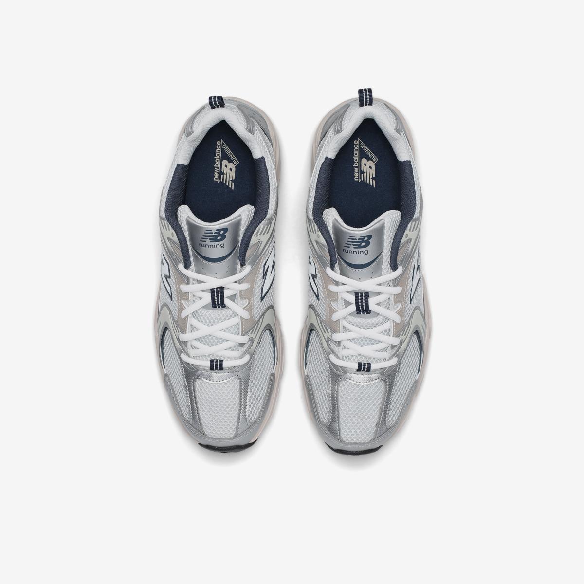 (91)Silver