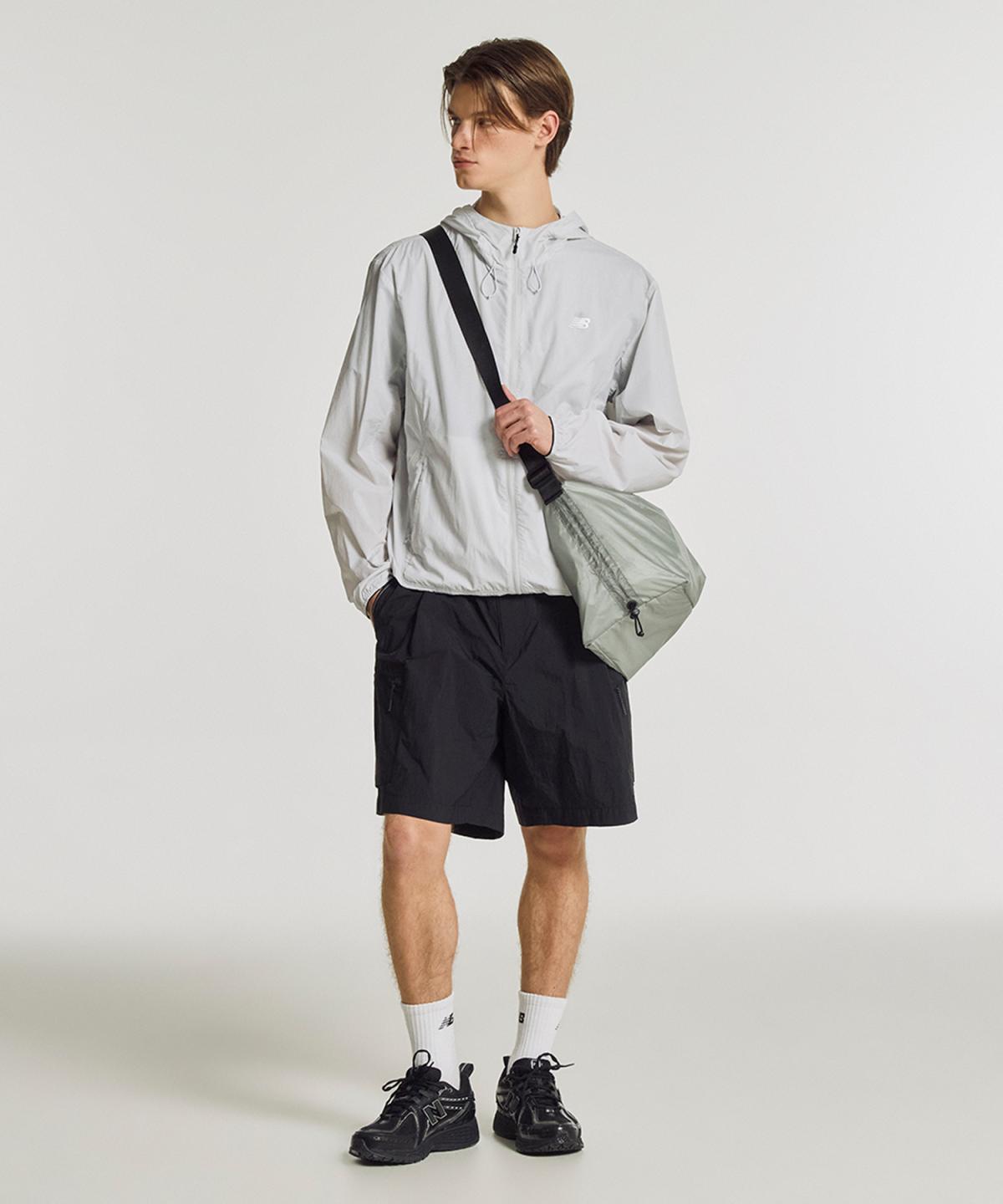 (16)Light Gray