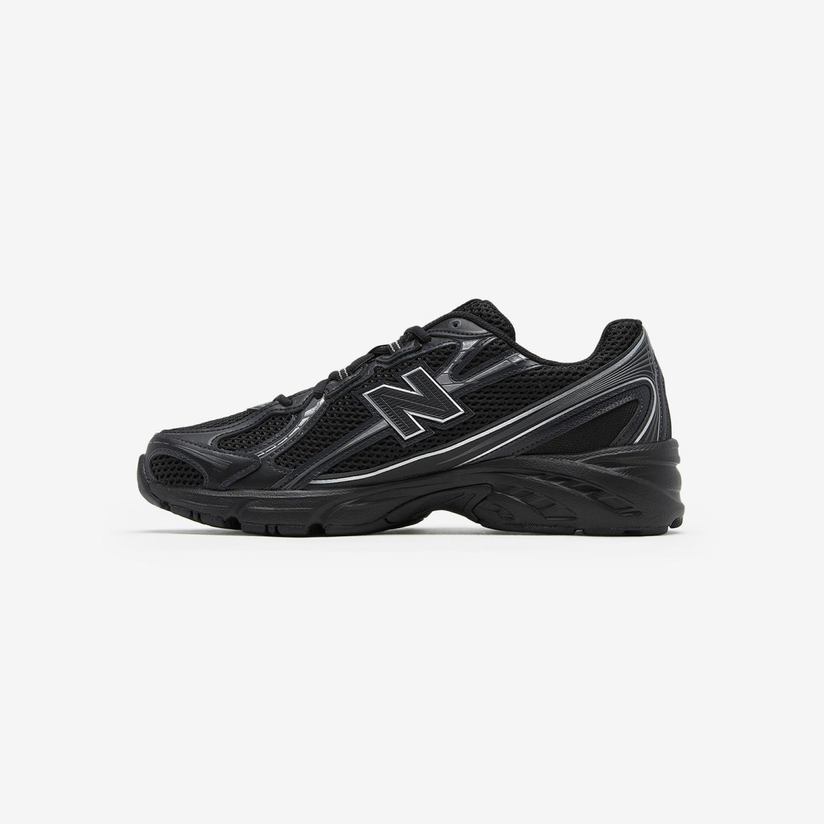 (19)Black