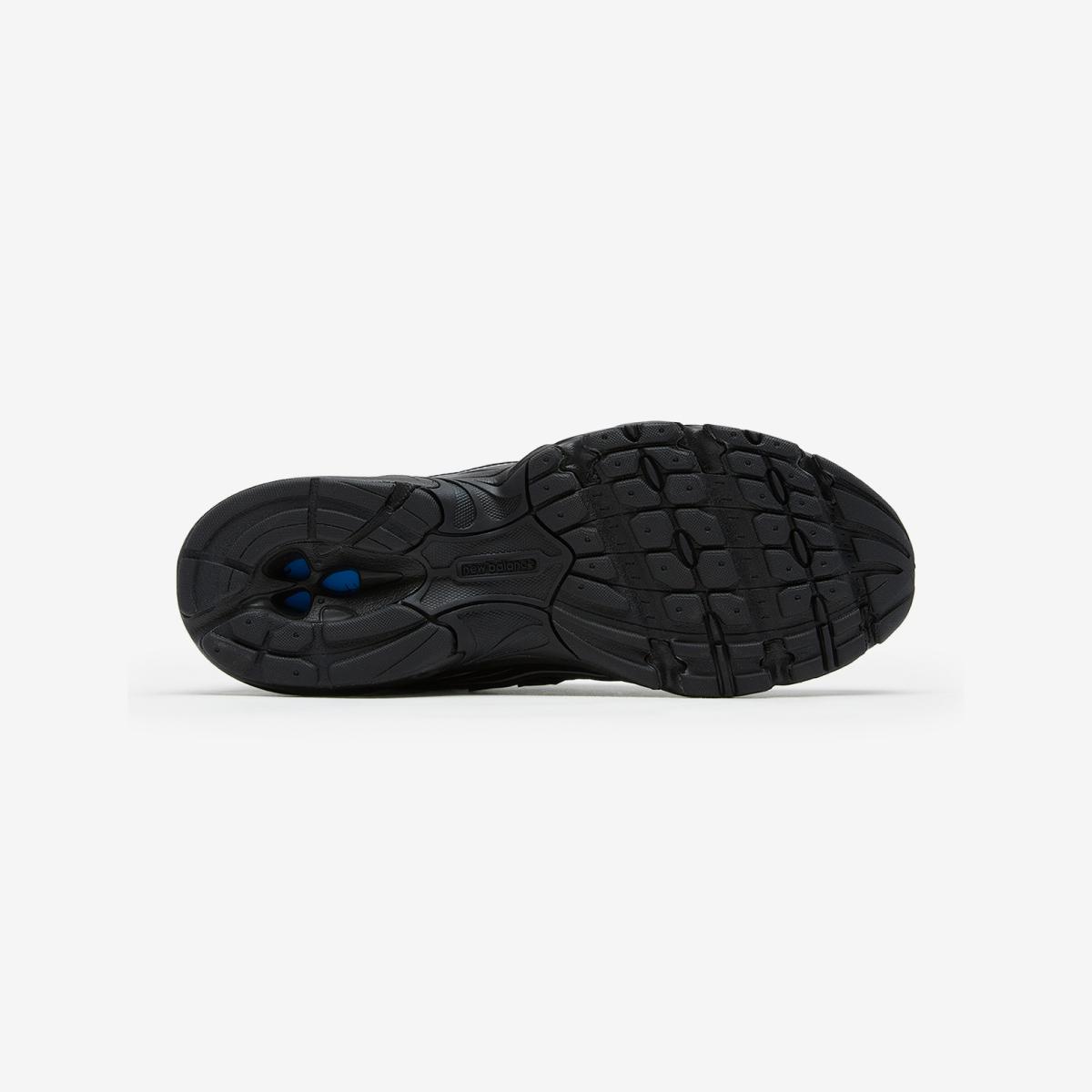 (19)Black