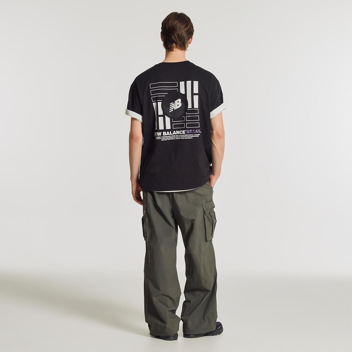 (19)Black