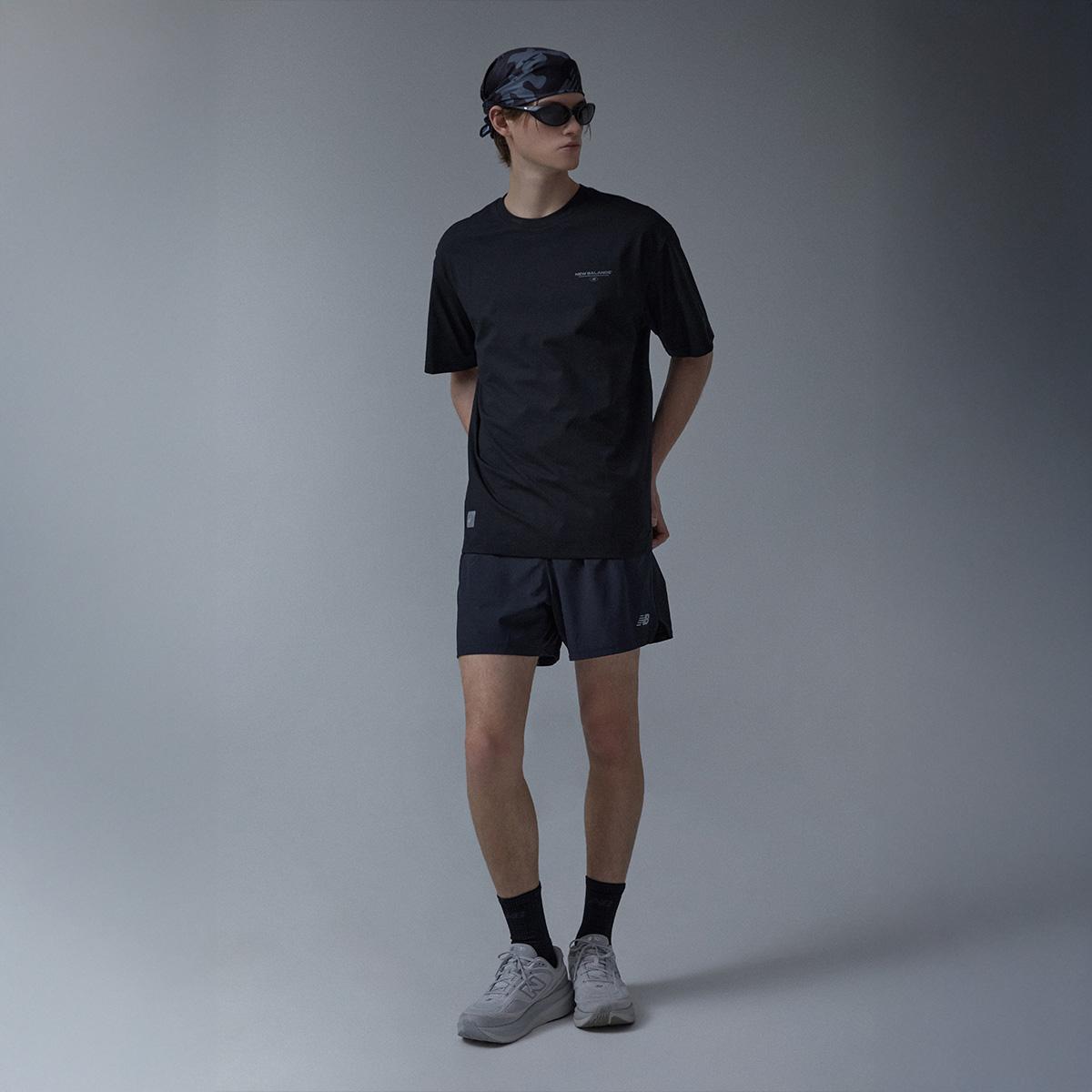 (19)Black