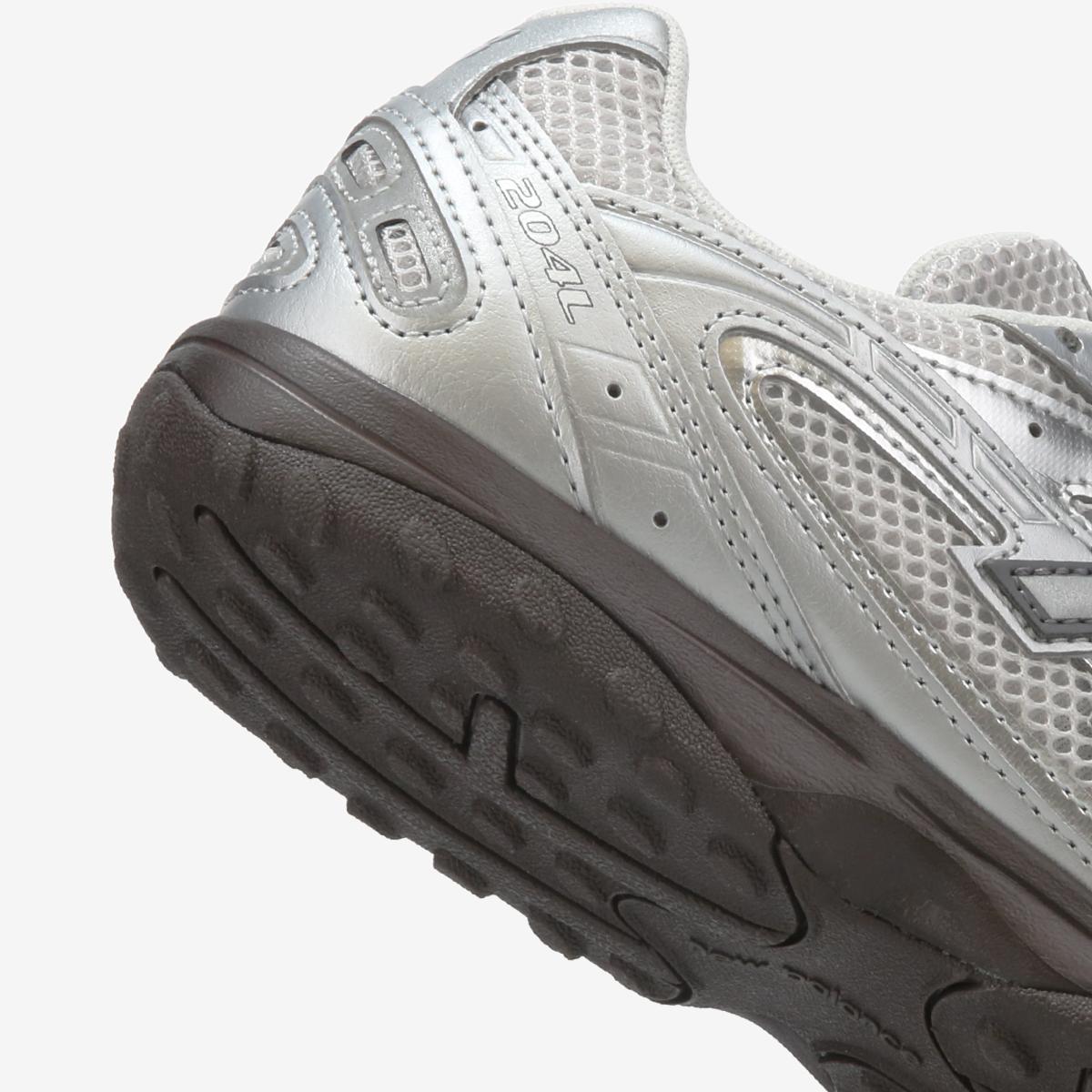 (91)Silver