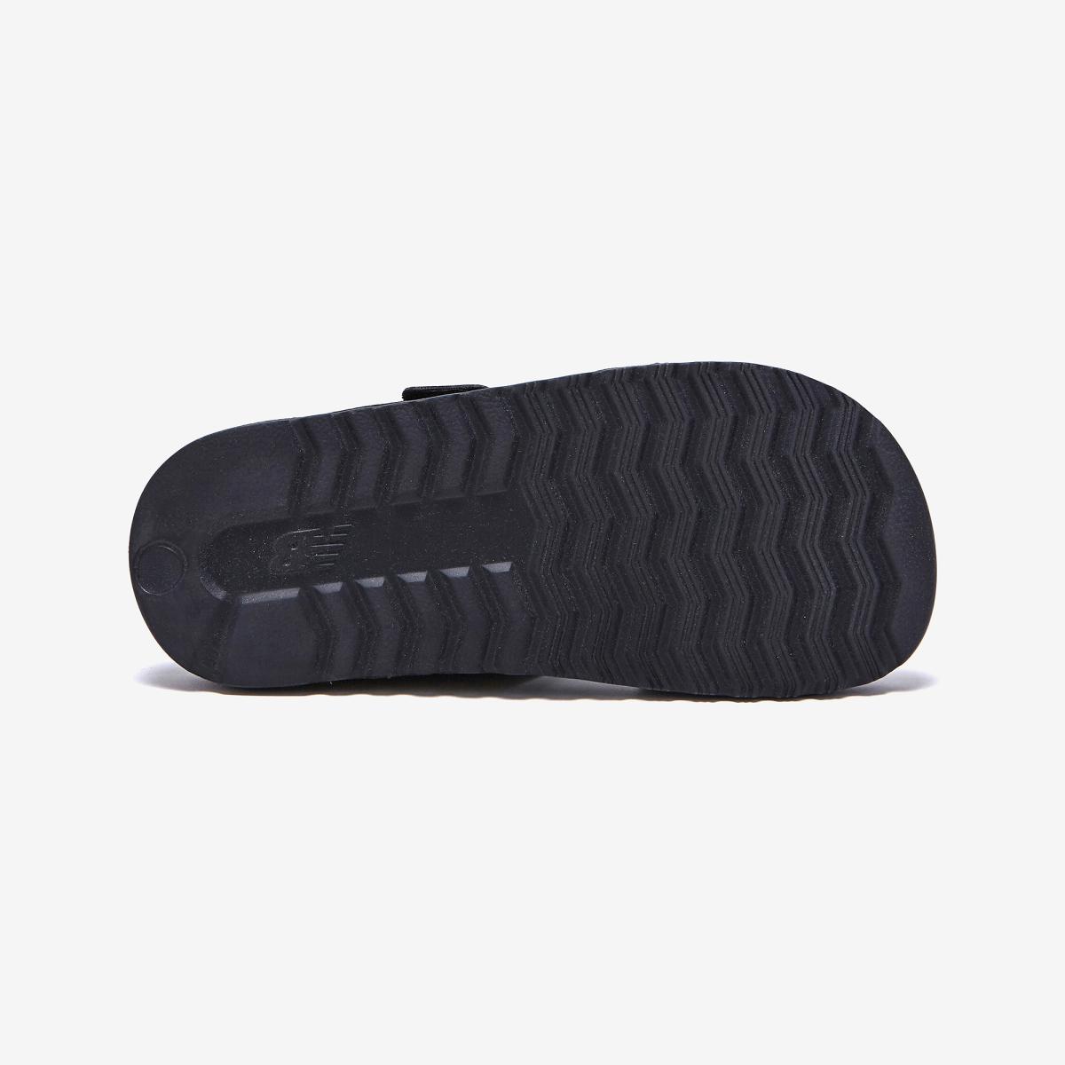 (19)Black