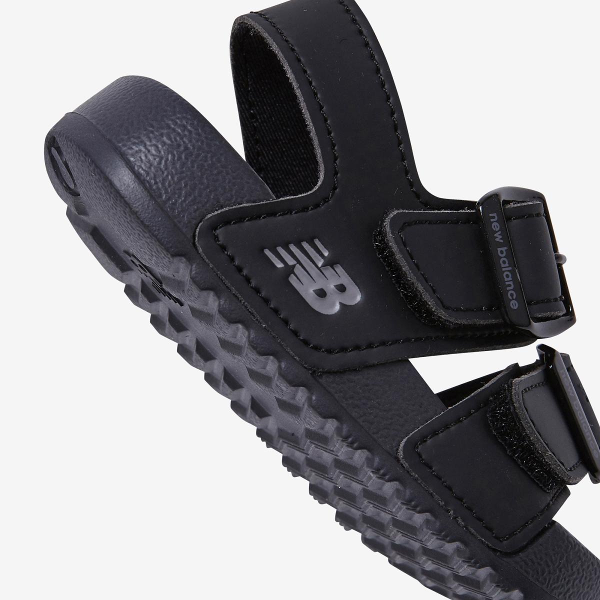 (19)Black