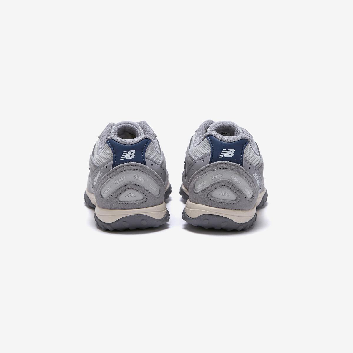 (15)Gray