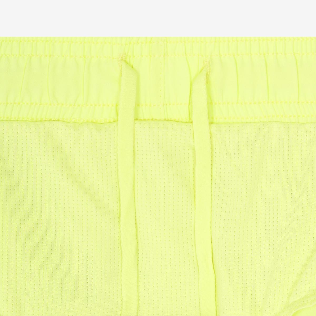 (31)Light Yellow