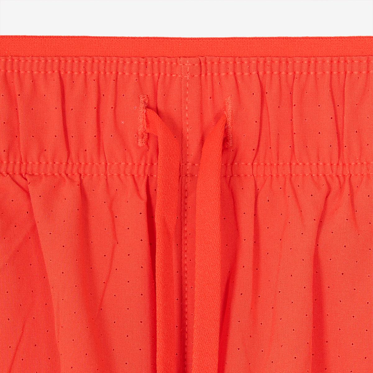 (20)Red