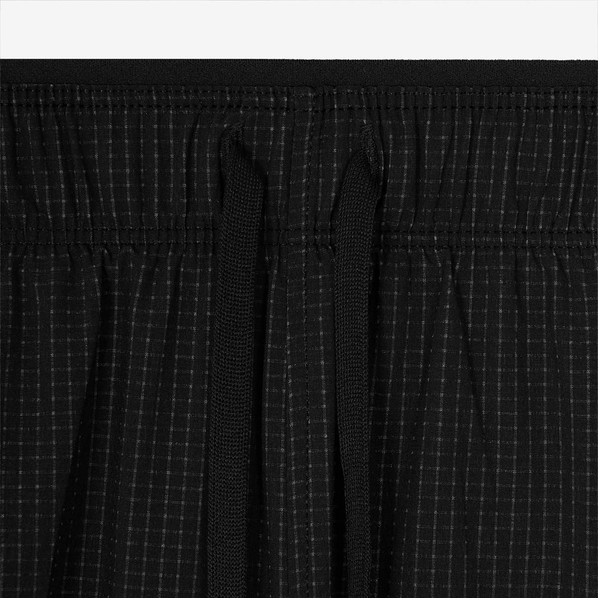 (19)Black