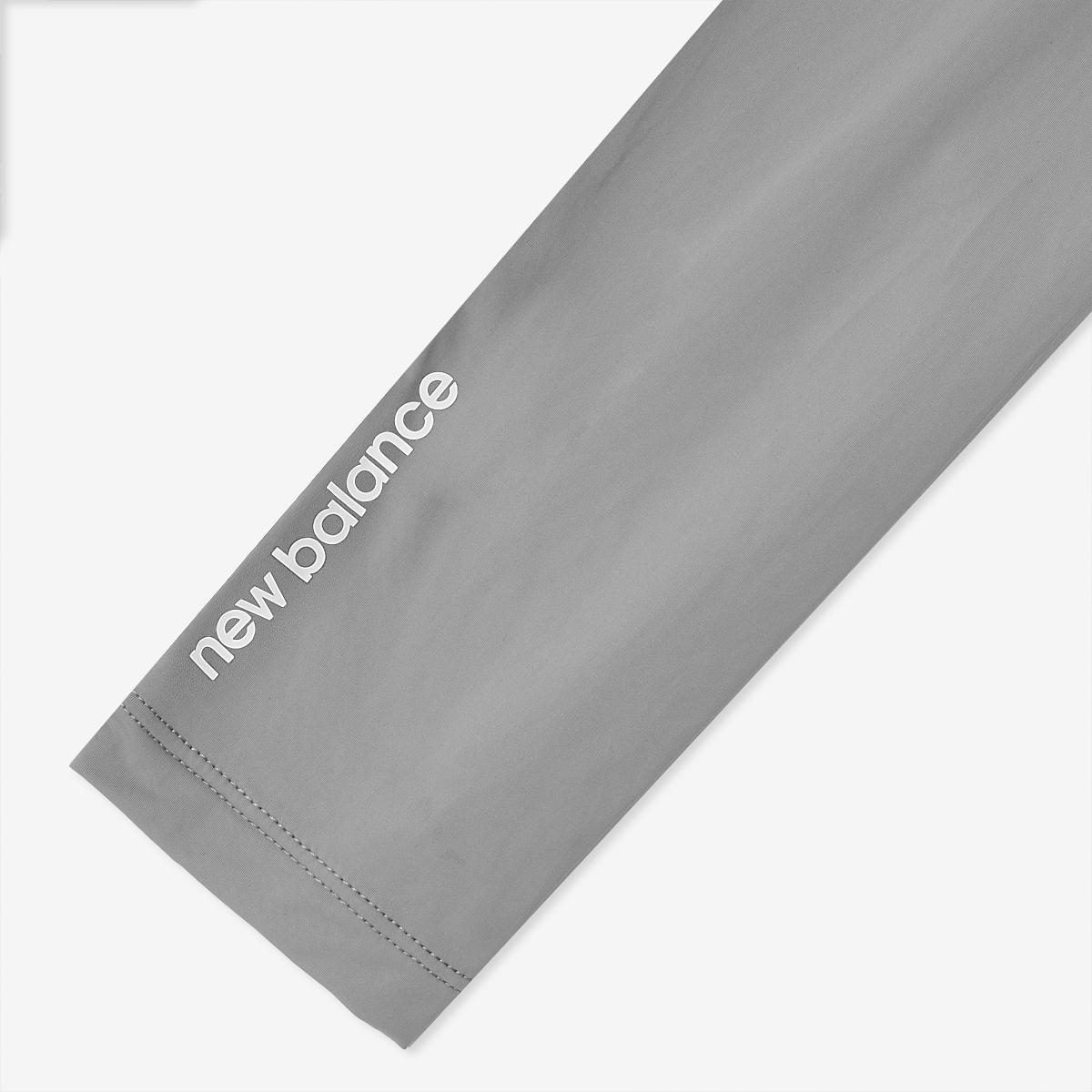 (15)Gray