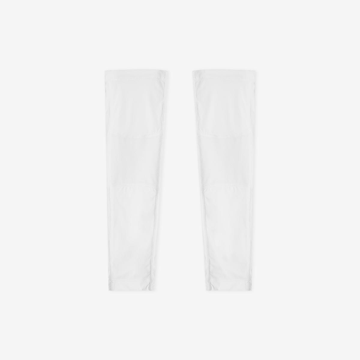 (10)White