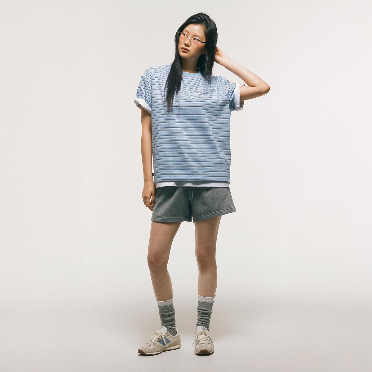 (CA)Graphic Light Blue
