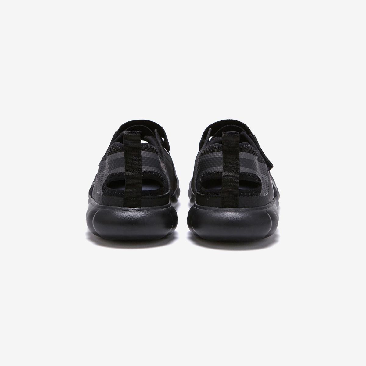(19)Black