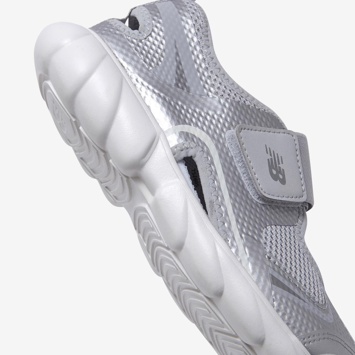 (91)Silver