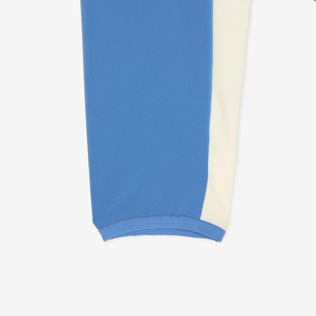 (50)Blue