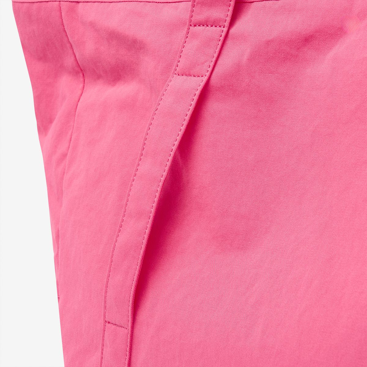 (25)Pink