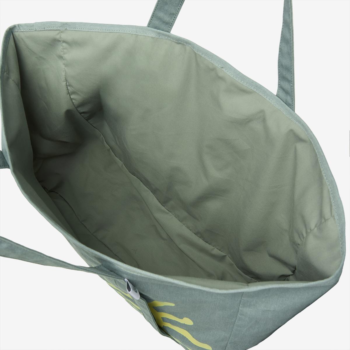 (49)Khaki