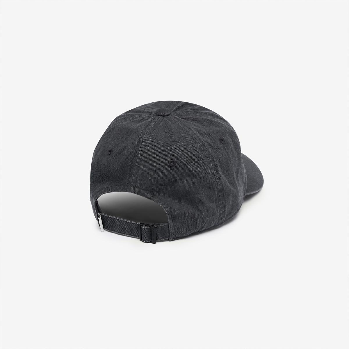 (60)Charcoal