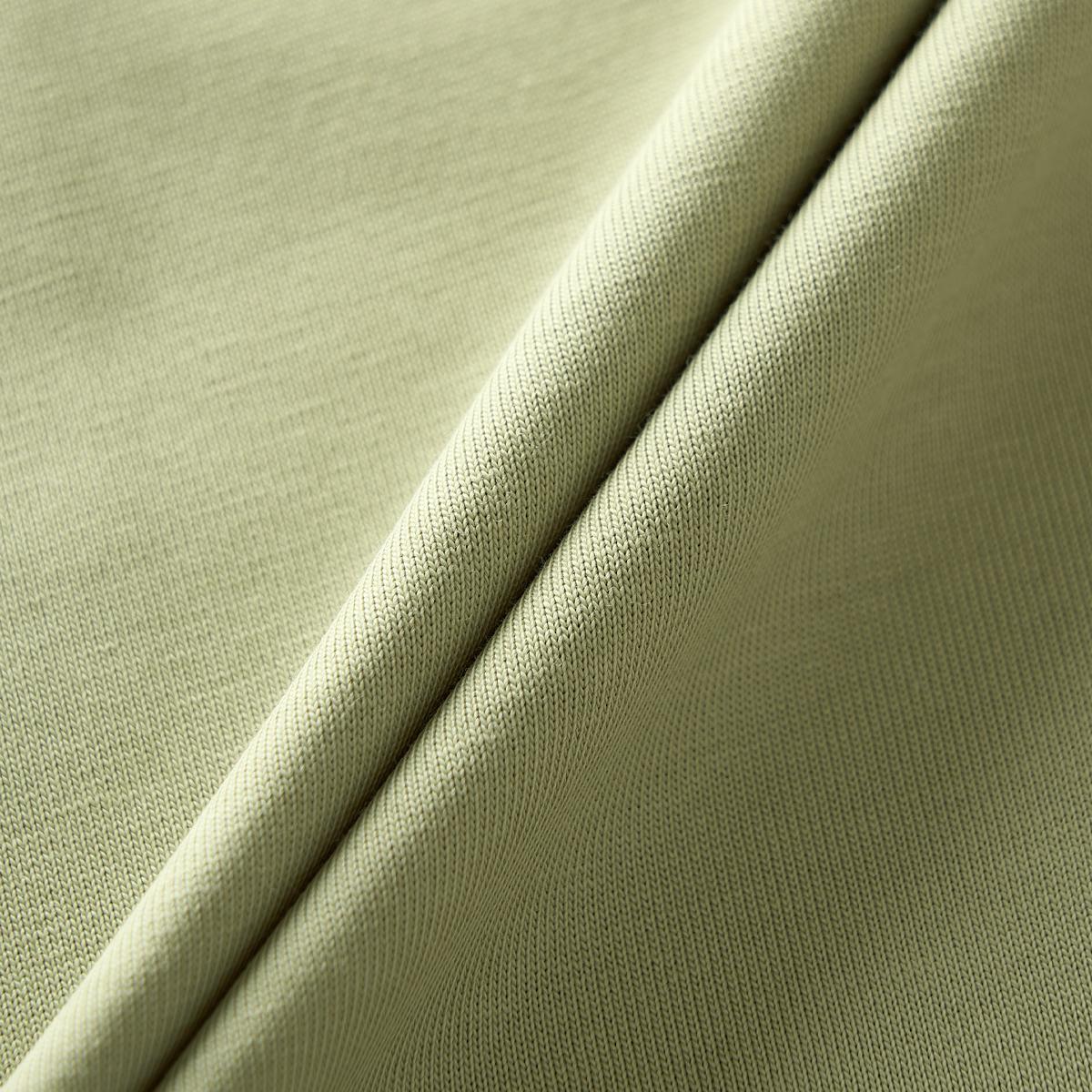 (40)Green