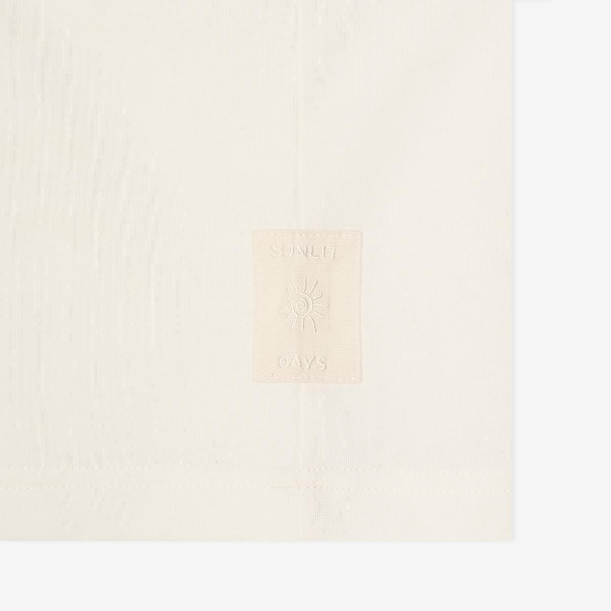 (64)Cream