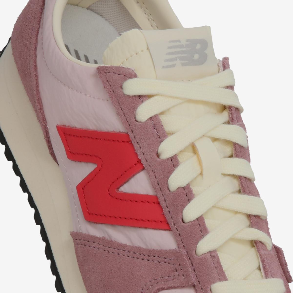 (25)Pink