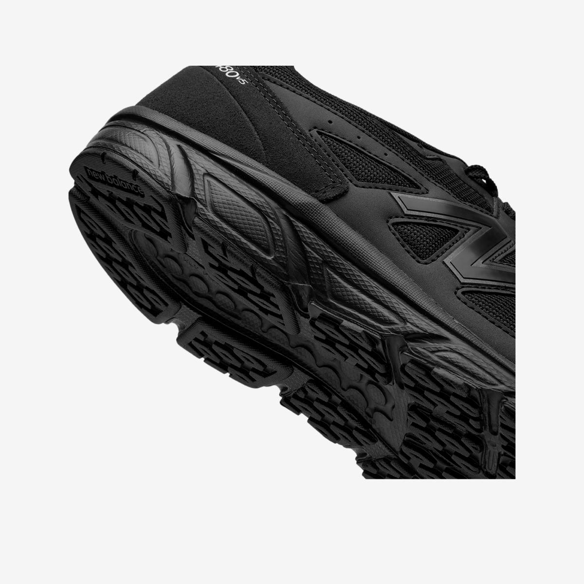 (19)Black