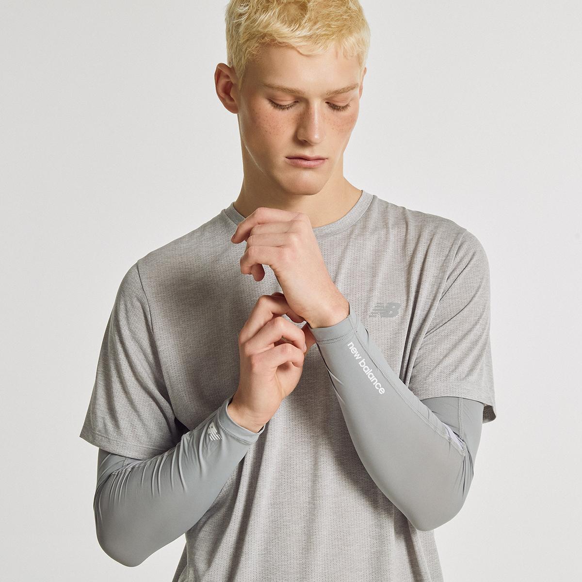 (15)Gray