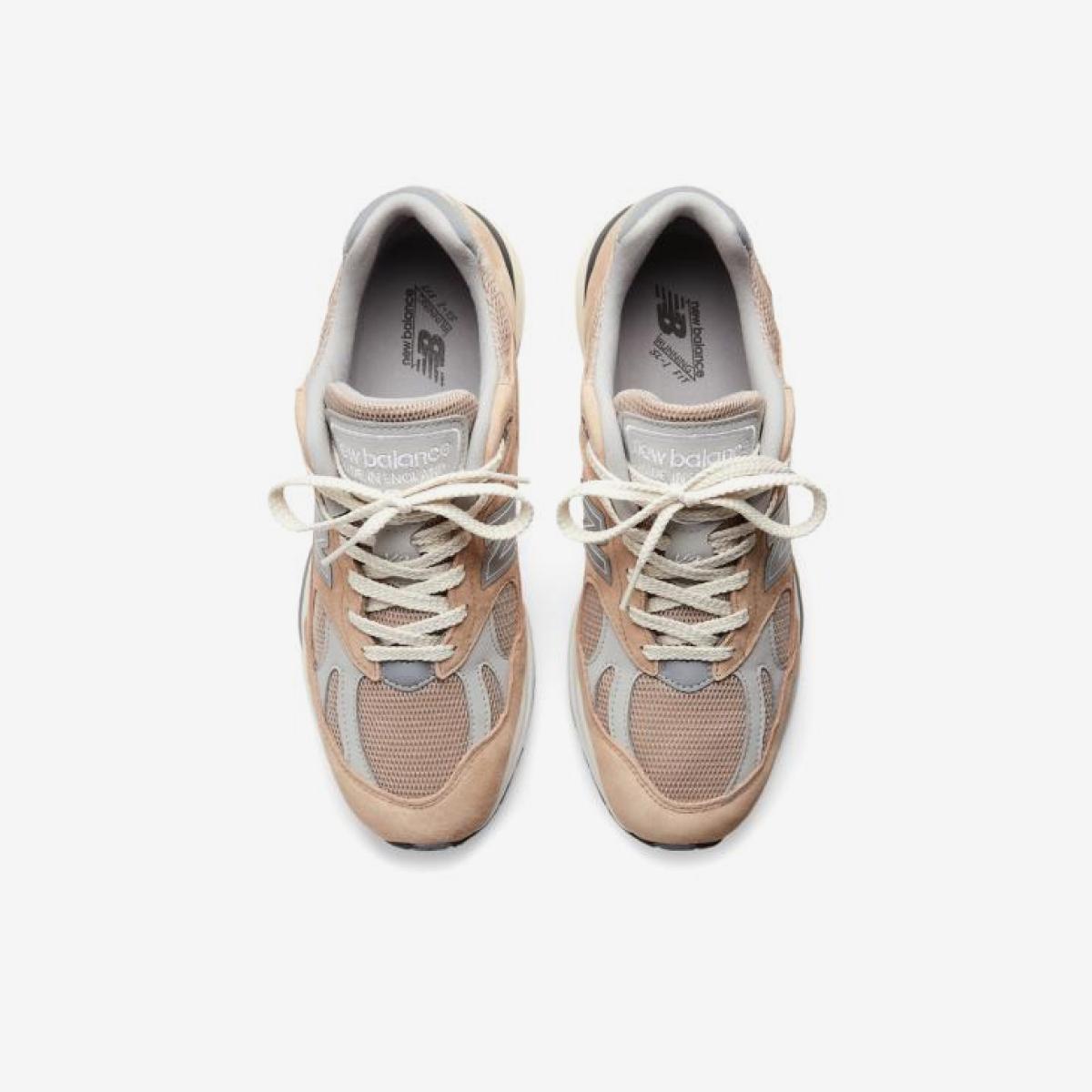 (35)Beige