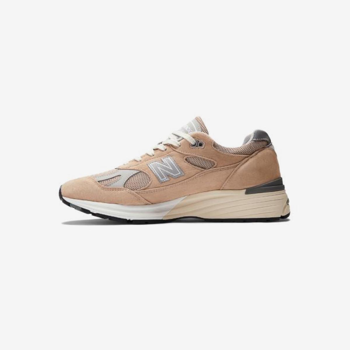 (35)Beige