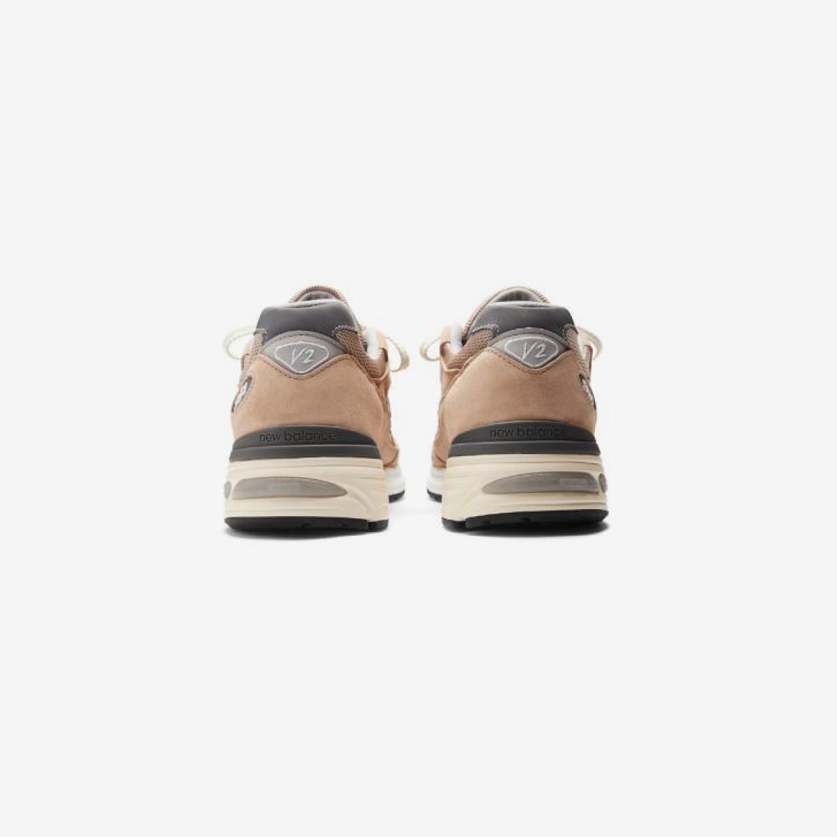 (35)Beige